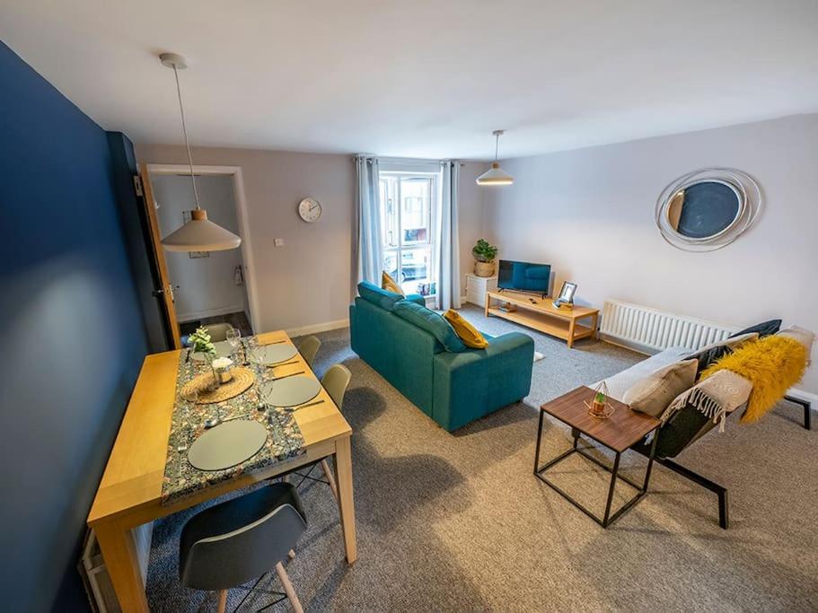 Lovely 2 Bedroom Apt At Ormeau Park W/ Free Parking Belfast Zewnętrze zdjęcie